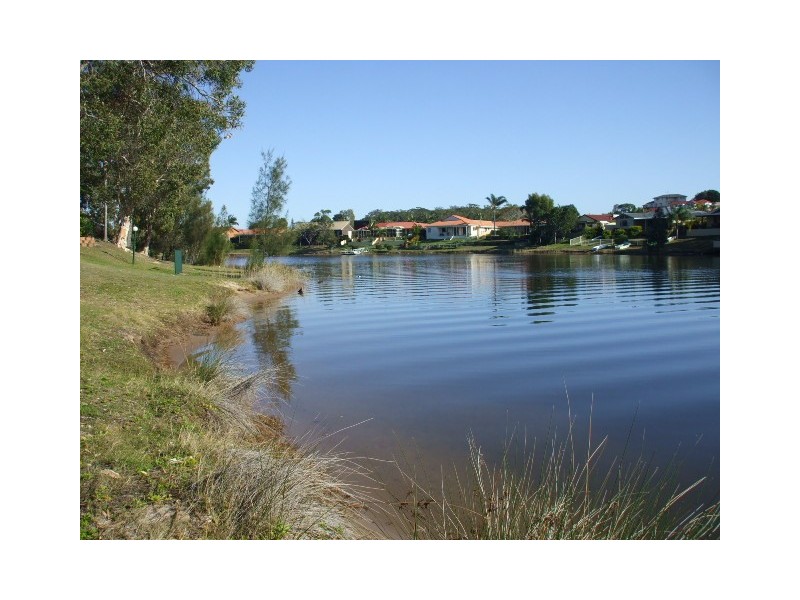 22 Barbet Place, Burleigh Waters QLD 4220
