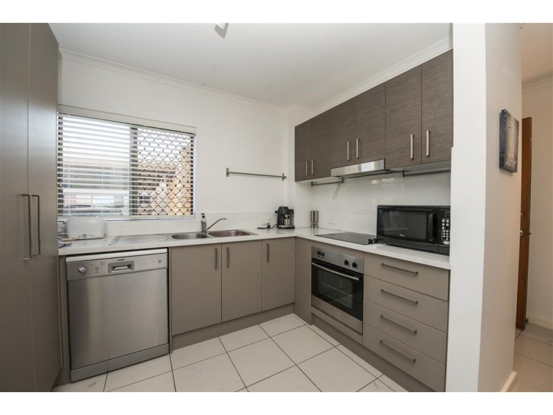22 Barbet Place, Burleigh Waters QLD 4220