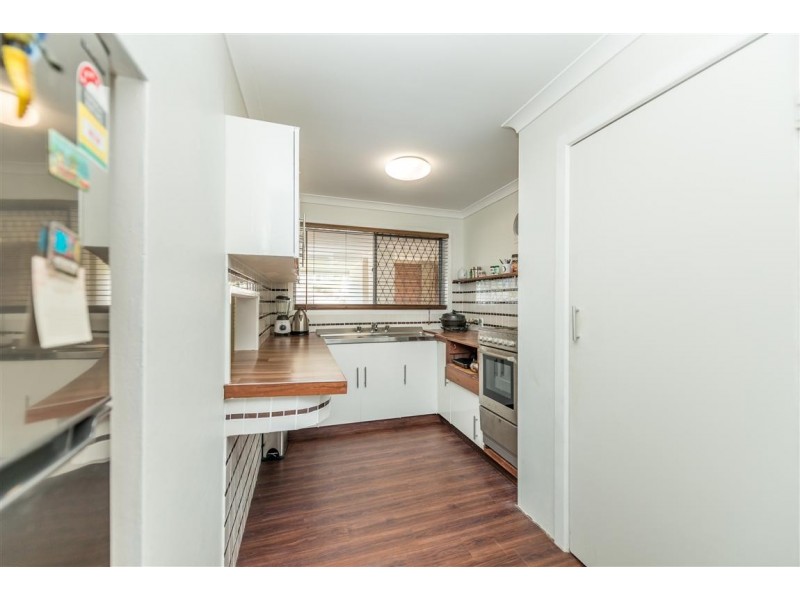 2 Winterhaven Key, Broadbeach Waters QLD 4218