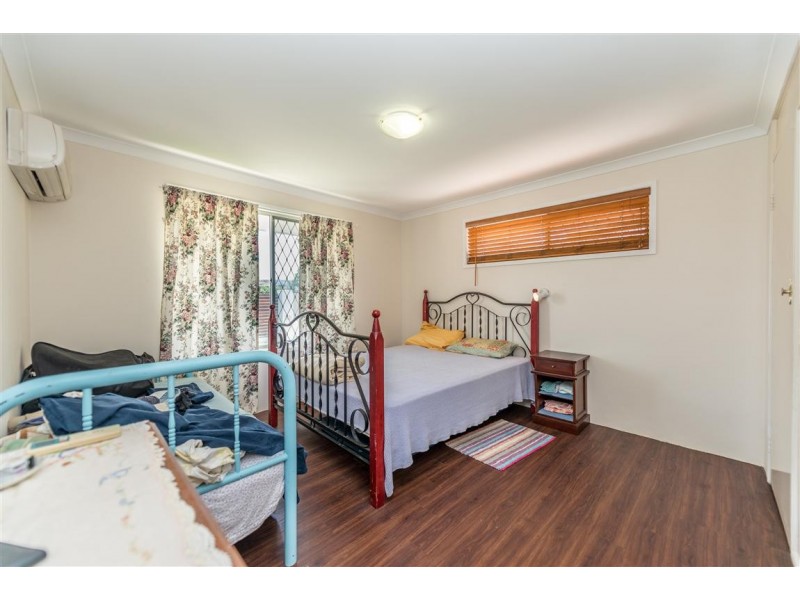 2 Winterhaven Key, Broadbeach Waters QLD 4218