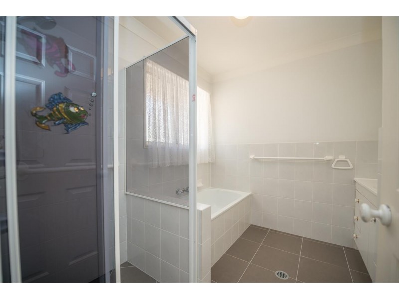 81 Laguna Avenue, Palm Beach QLD 4221