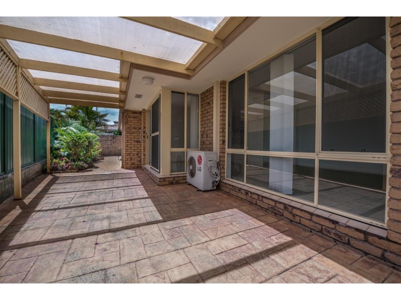 81 Laguna Avenue, Palm Beach QLD 4221