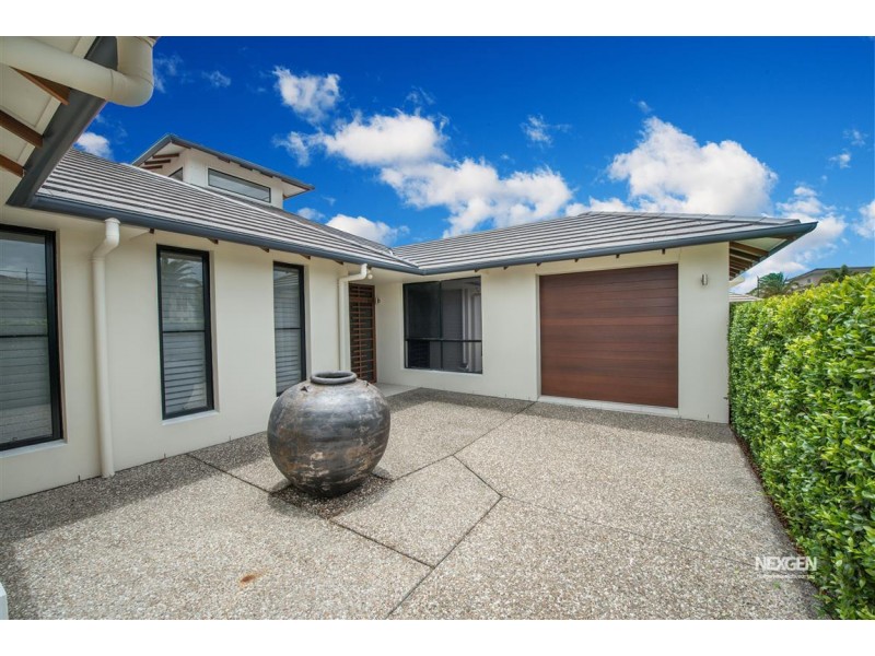 2105 The Circle, Sanctuary Cove QLD 4212