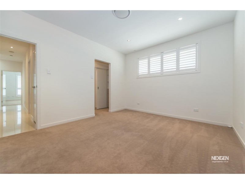 2105 The Circle, Sanctuary Cove QLD 4212