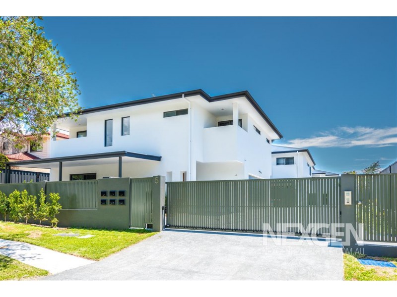 5 Blake Street, Southport QLD 4215
