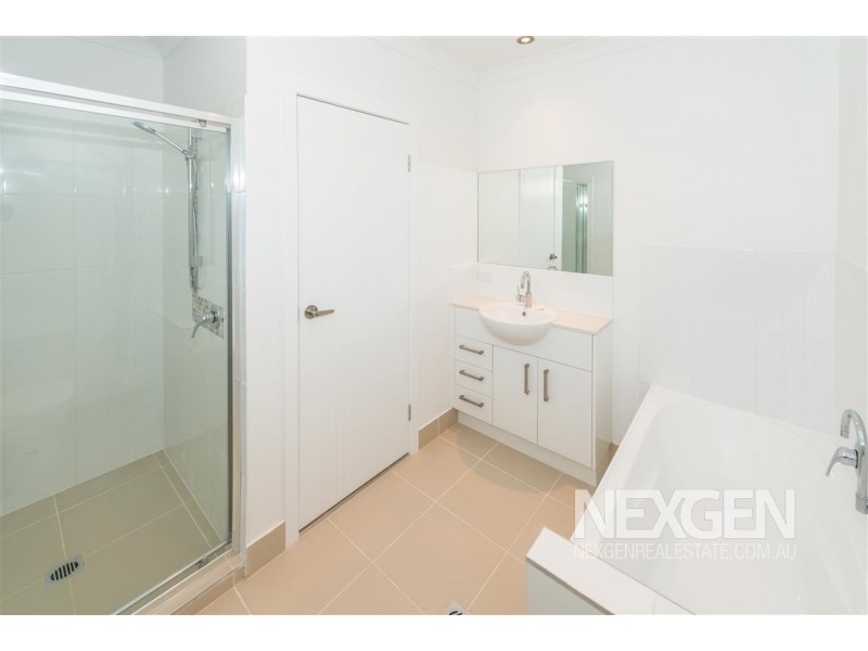 5 Blake Street, Southport QLD 4215