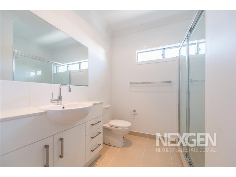 5 Blake Street, Southport QLD 4215