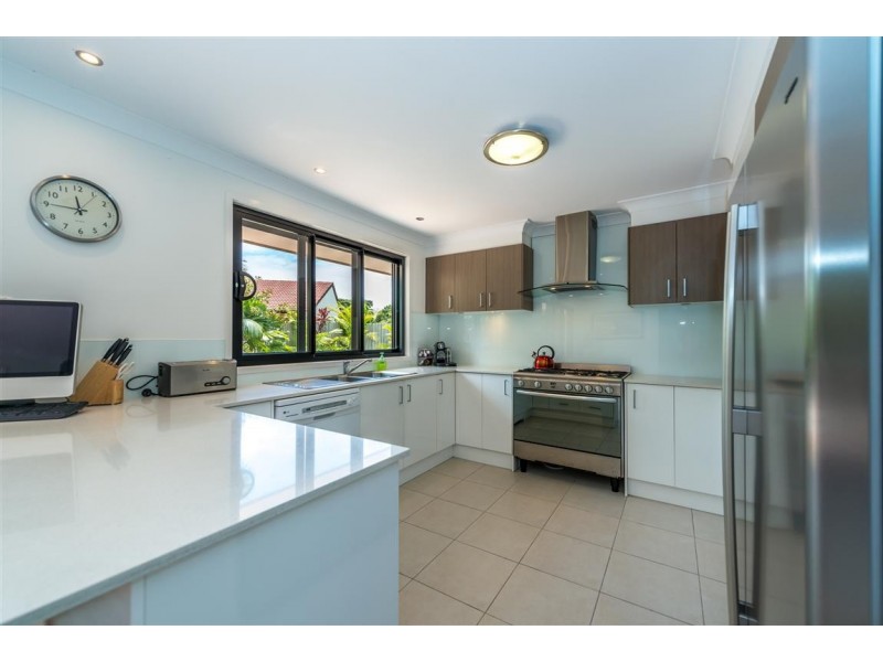 17 Dilgara Street, Tugun QLD 4224