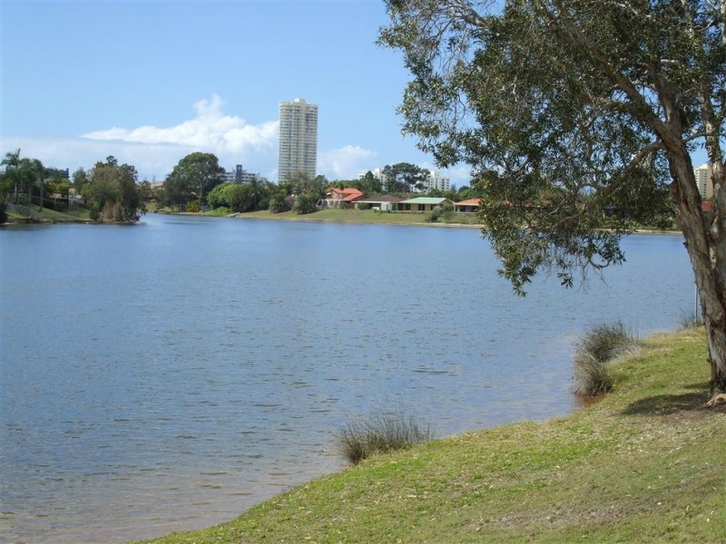 22 Barbet Place, Burleigh Waters QLD 4220