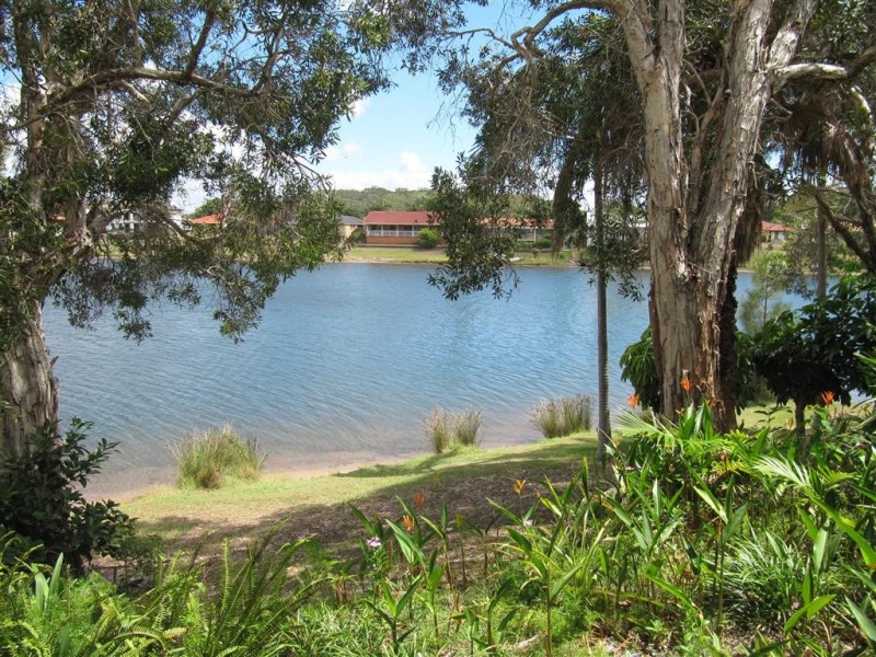 22 Barbet Place, Burleigh Waters QLD 4220