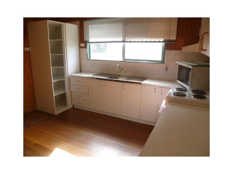 110 Whiting Street, Labrador QLD 4215