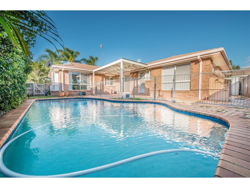 21 Emerton Crescent, Robina QLD 4226