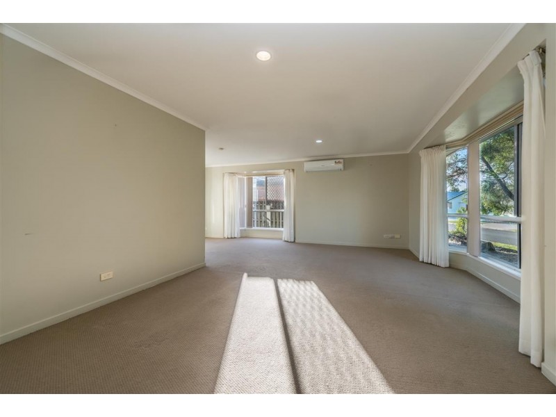 21 Emerton Crescent, Robina QLD 4226