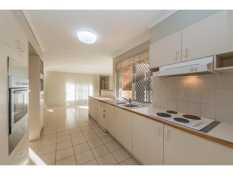 21 Emerton Crescent, Robina QLD 4226