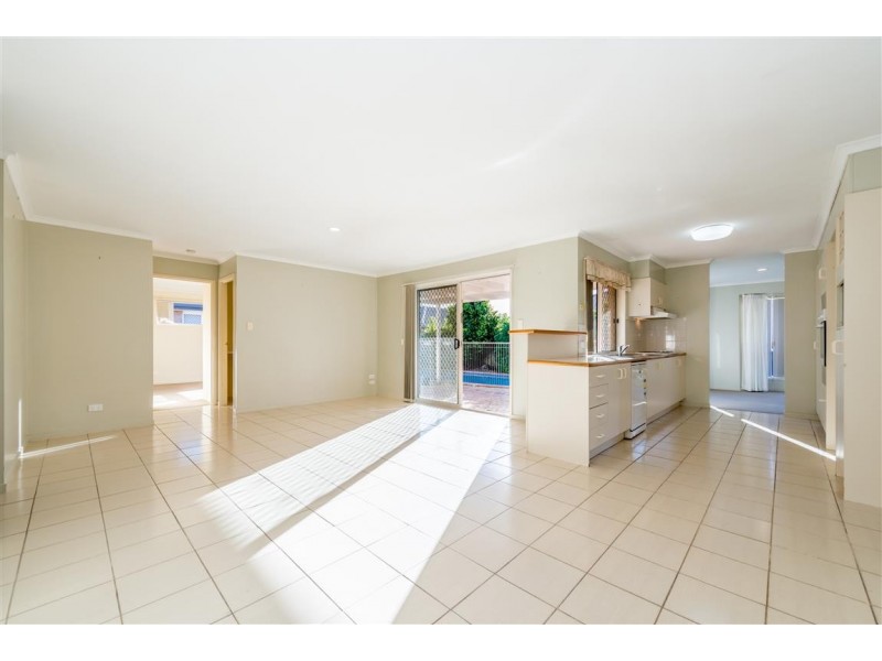 21 Emerton Crescent, Robina QLD 4226