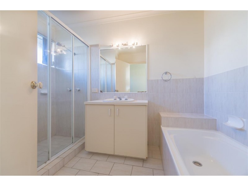 21 Emerton Crescent, Robina QLD 4226