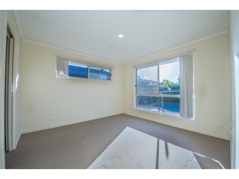 21 Emerton Crescent, Robina QLD 4226