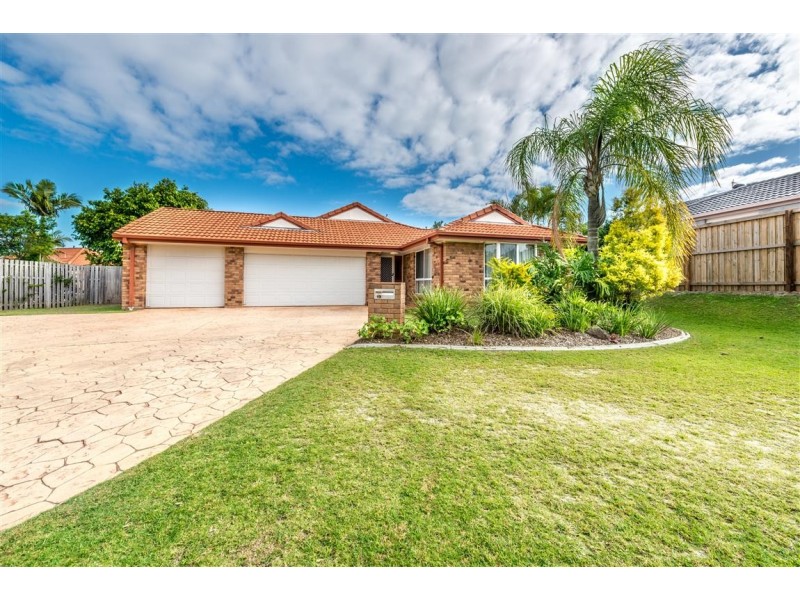 19 Dunedin Close, Merrimac QLD 4226