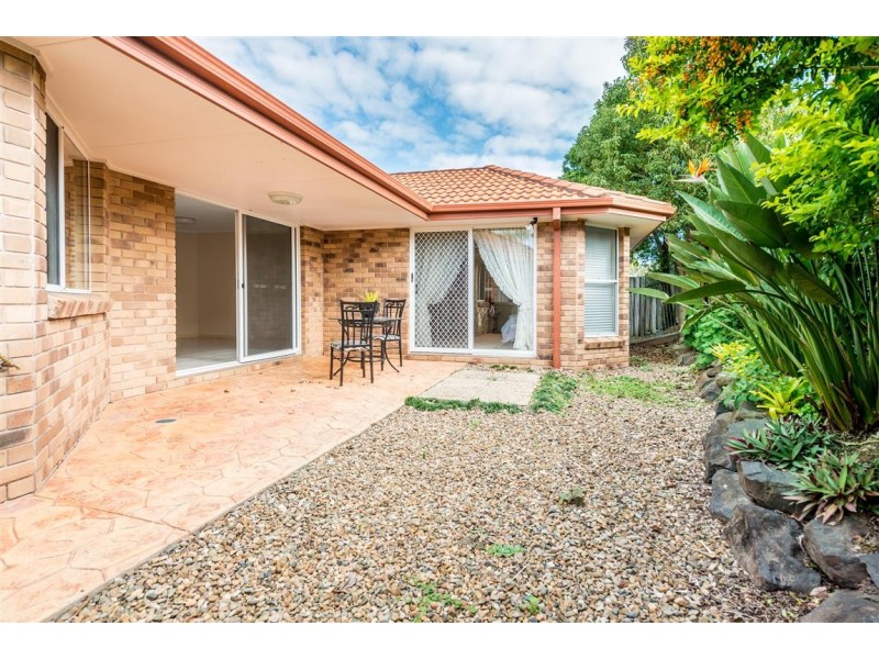 19 Dunedin Close, Merrimac QLD 4226