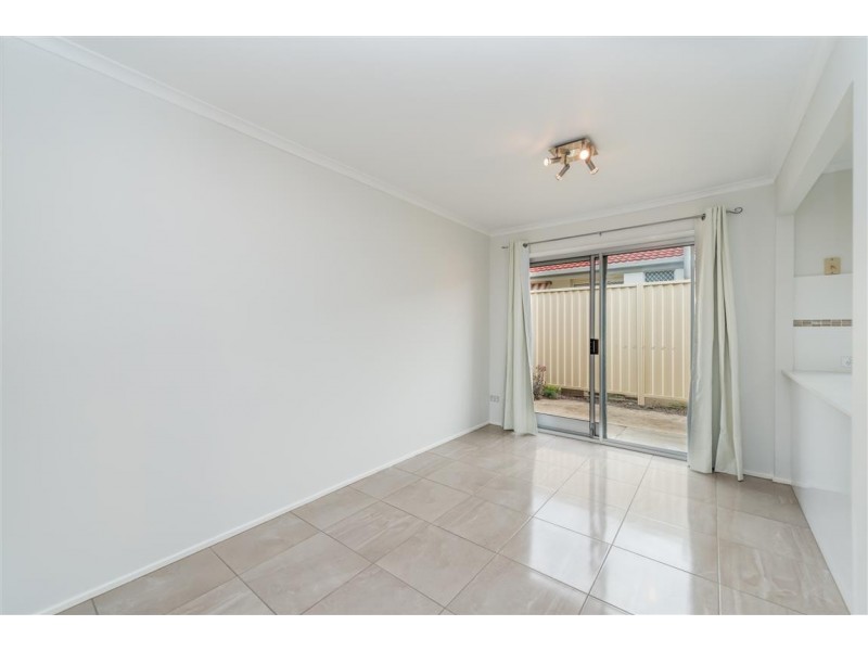 11 Koomooloo Court, Mermaid Waters QLD 4218