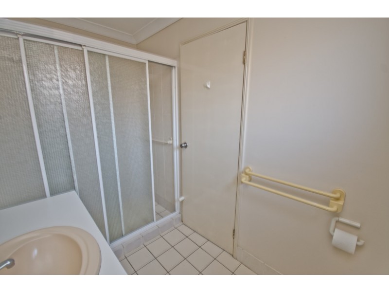 4 Regensberg Close, Varsity Lakes QLD 4227