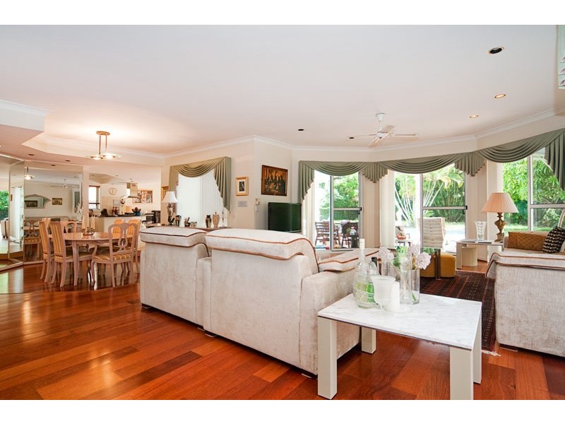 103 Santa Cruz Boulevard, Clear Island Waters QLD 4226