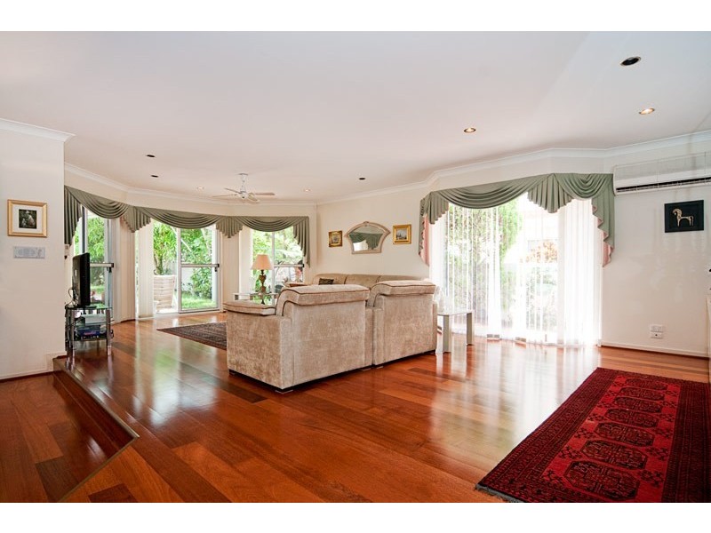 103 Santa Cruz Boulevard, Clear Island Waters QLD 4226