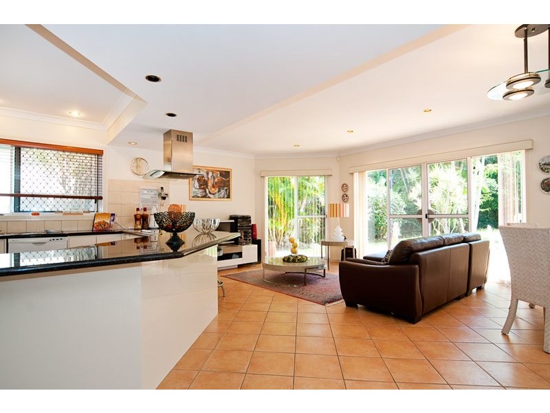 103 Santa Cruz Boulevard, Clear Island Waters QLD 4226