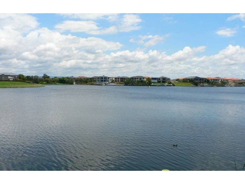 54 Port Jackson Boulevard, Clear Island Waters QLD 4226