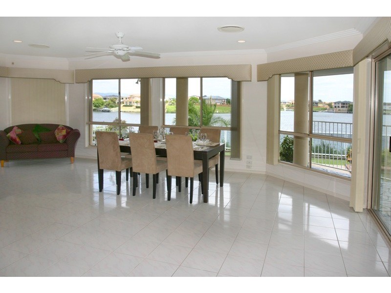 54 Port Jackson Boulevard, Clear Island Waters QLD 4226