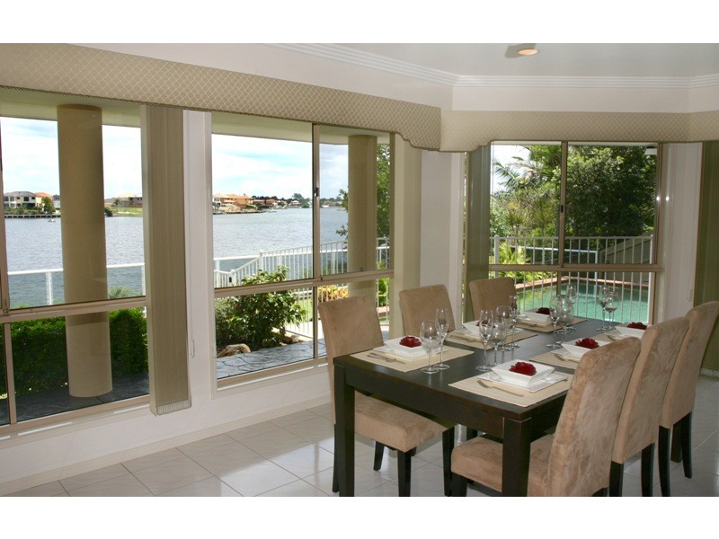 54 Port Jackson Boulevard, Clear Island Waters QLD 4226