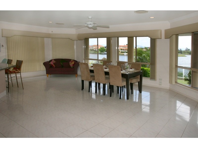 54 Port Jackson Boulevard, Clear Island Waters QLD 4226