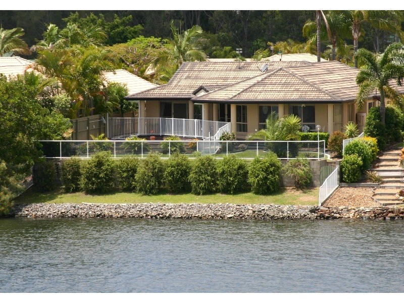 54 Port Jackson Boulevard, Clear Island Waters QLD 4226