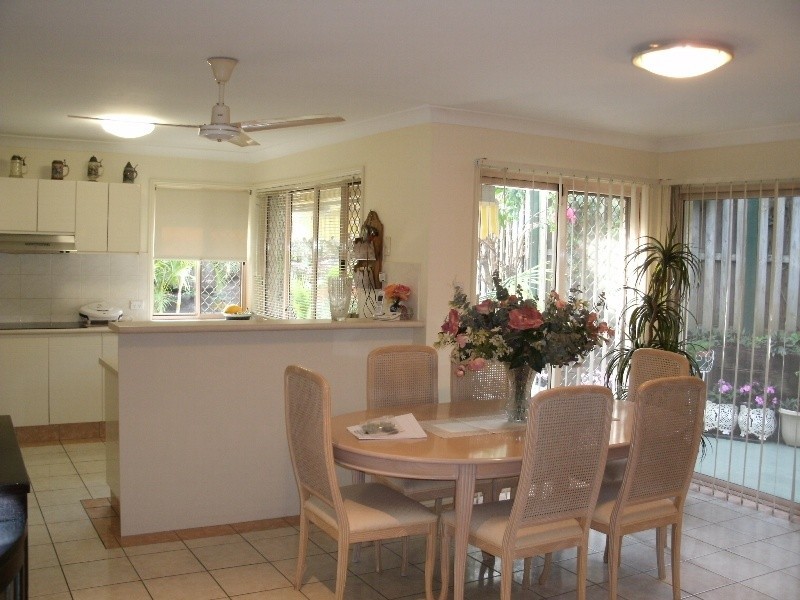 10 Clear River Boulevard, Ashmore QLD 4214