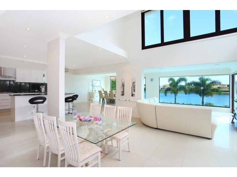 44 Port Jackson Boulevard, Clear Island Waters QLD 4226