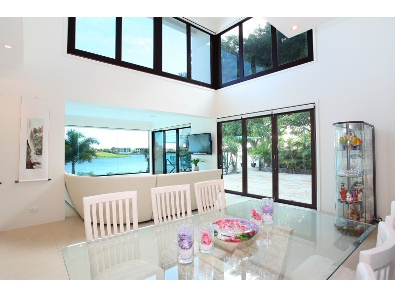 44 Port Jackson Boulevard, Clear Island Waters QLD 4226