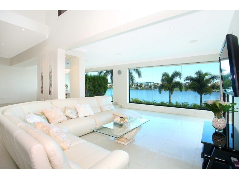 44 Port Jackson Boulevard, Clear Island Waters QLD 4226