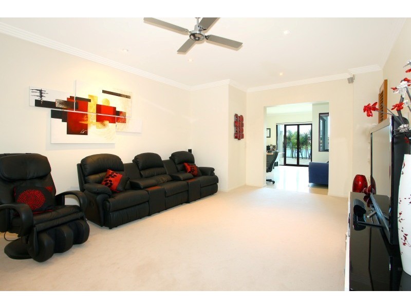 44 Port Jackson Boulevard, Clear Island Waters QLD 4226