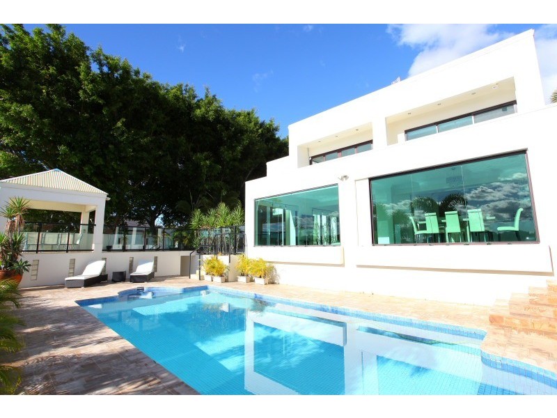 44 Port Jackson Boulevard, Clear Island Waters QLD 4226