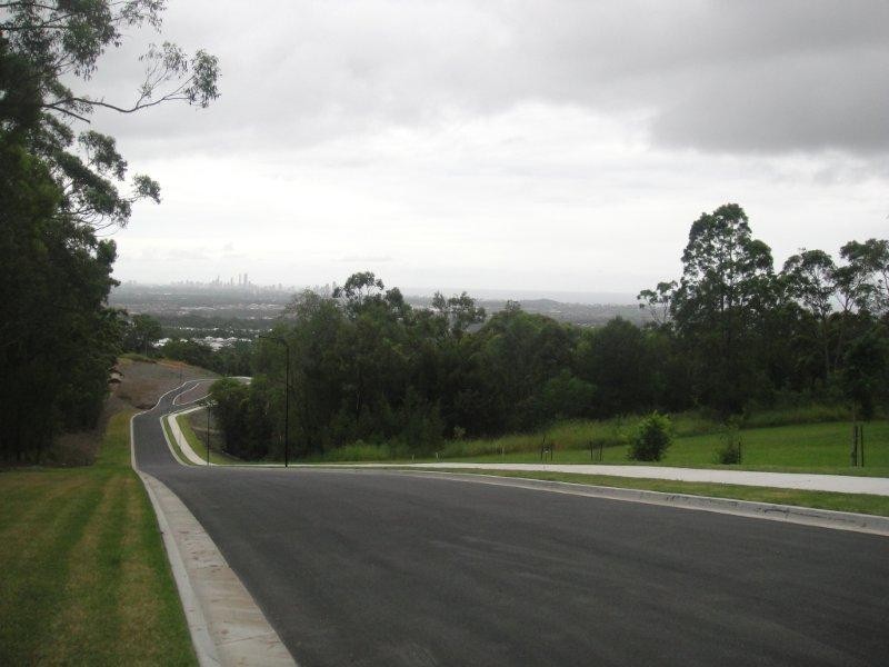 295 Chesterfield Drive, Bonogin QLD 4213