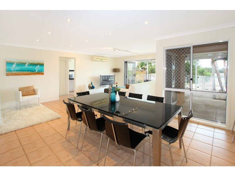 184 Port Jackson Boulevard, Clear Island Waters QLD 4226