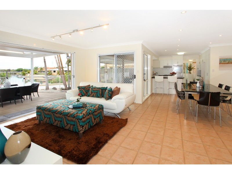 184 Port Jackson Boulevard, Clear Island Waters QLD 4226