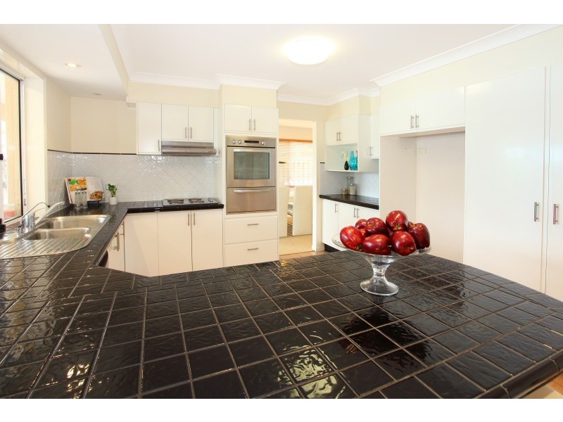184 Port Jackson Boulevard, Clear Island Waters QLD 4226