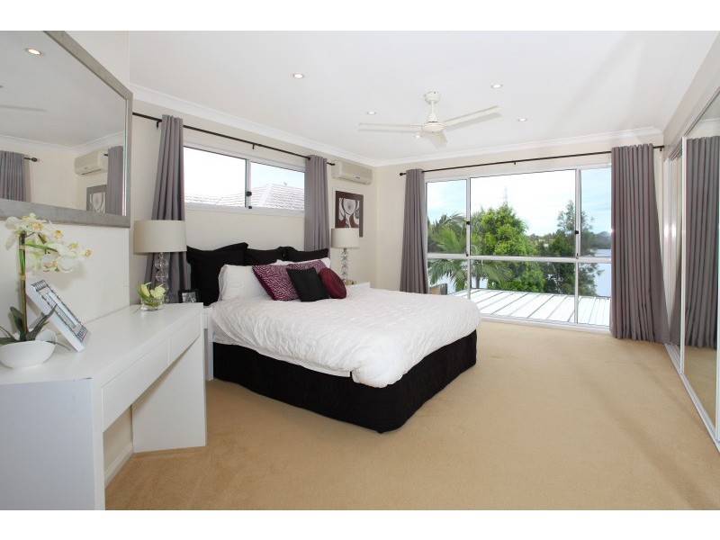 184 Port Jackson Boulevard, Clear Island Waters QLD 4226