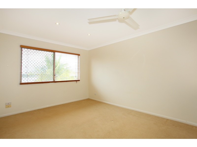184 Port Jackson Boulevard, Clear Island Waters QLD 4226