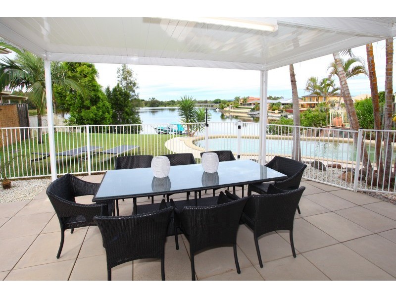184 Port Jackson Boulevard, Clear Island Waters QLD 4226