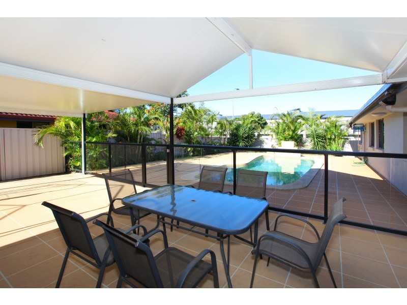 32 Claremont Drive, Robina QLD 4226