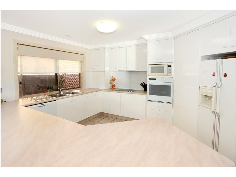 3 Clipper Boulevard, Clear Island Waters QLD 4226