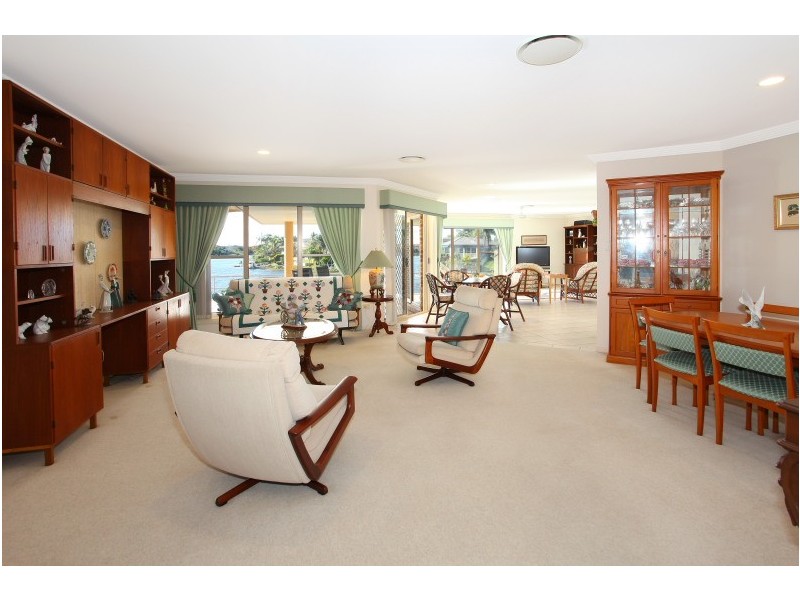 3 Clipper Boulevard, Clear Island Waters QLD 4226