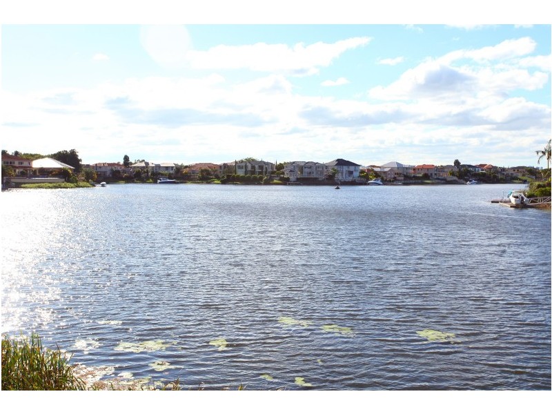 3 Clipper Boulevard, Clear Island Waters QLD 4226